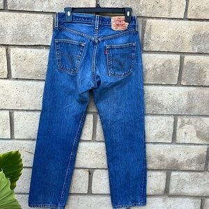 Vintage Red Tab Levi’s 501 Jeans Women’s Size 29